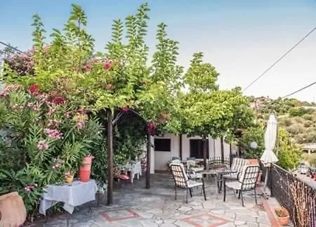 Sea House Pilion Afisos أفيسوس