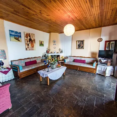 Sea House Pilion Afisos أفيسوس